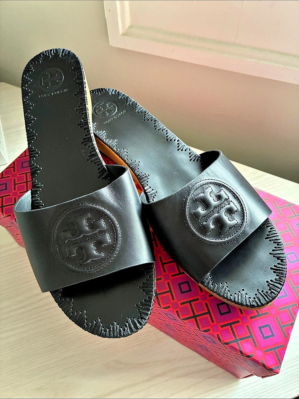 Tory Burch Patty 35mm Wedge Slide Leather Wedge Slides in Black US 9.5 Like New